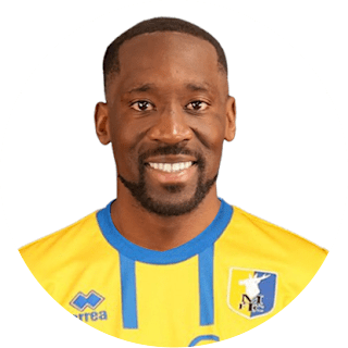 Lucas Akins